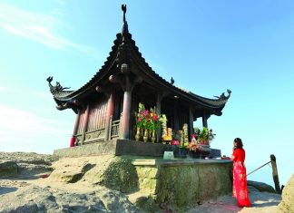 Du lịch Tết âm lịch trong nước 2025